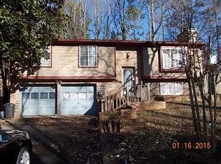 310 Hembree Forest Cir, Roswell, GA 30076