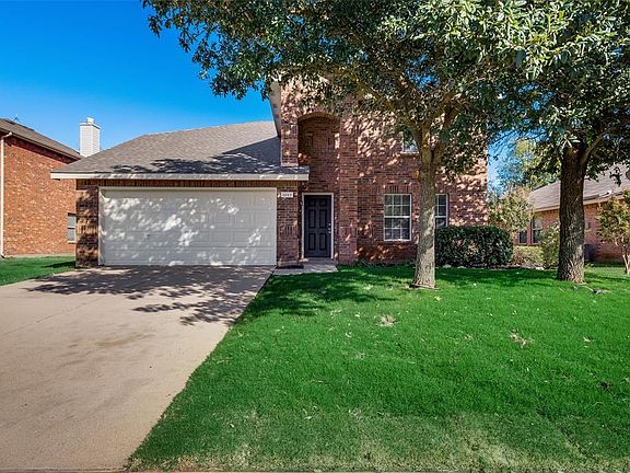 2nd image of 1013 Maidenhair Ln