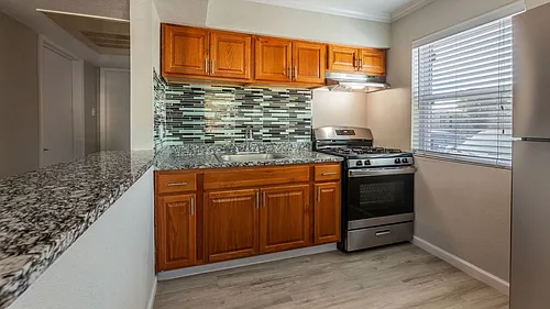 Metro @ 404 Apartments Photo 1