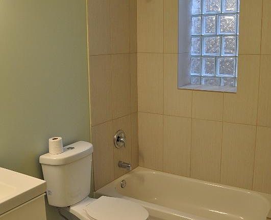 4th image of 2756 N Ashland Ave