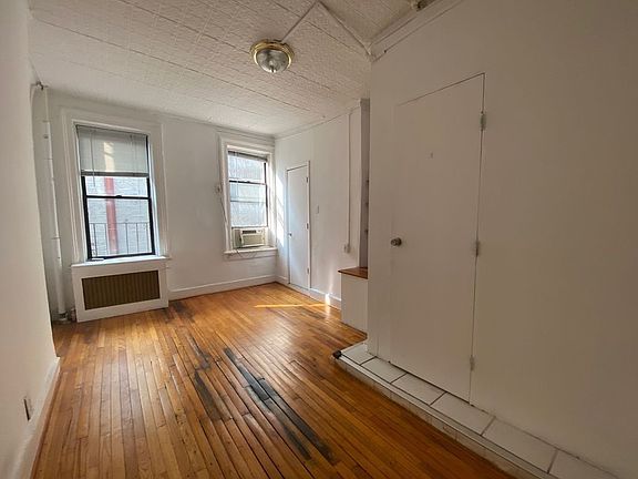 5th image of 1071 1st Ave #3L