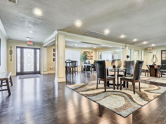 3rd image of 4203 Hewitt St #4204D