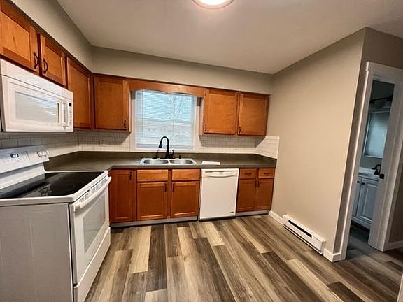 5th image of 323 Northland Dr