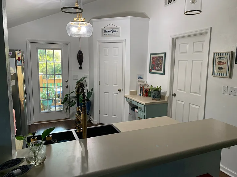 1336 Gibbs Dr — Photo 8