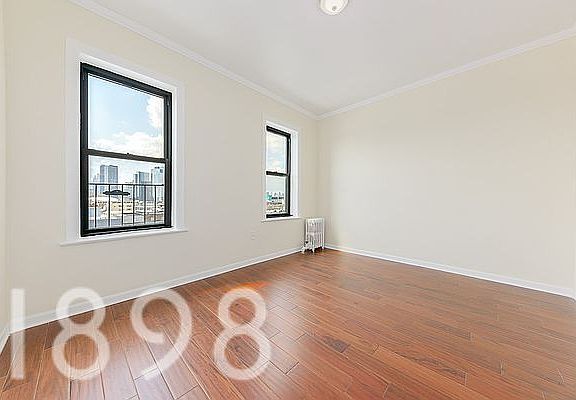 4th image of 43-38 39th Pl #45