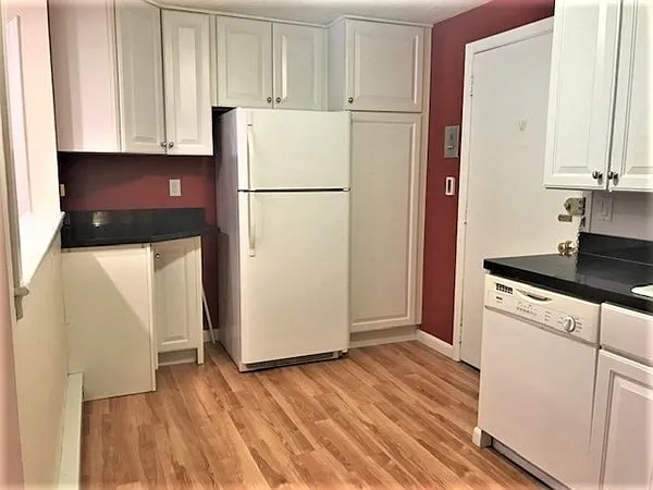 20 Hamilton Rd #101 — Photo 6