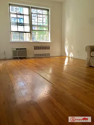 Rented by Cayenne Realty Group | media 6