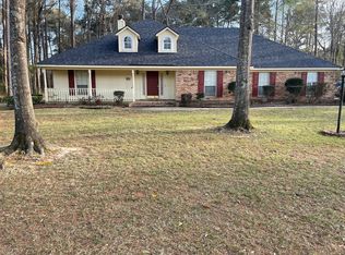 5627 Woodhaven Dr, Keithville, LA 71047