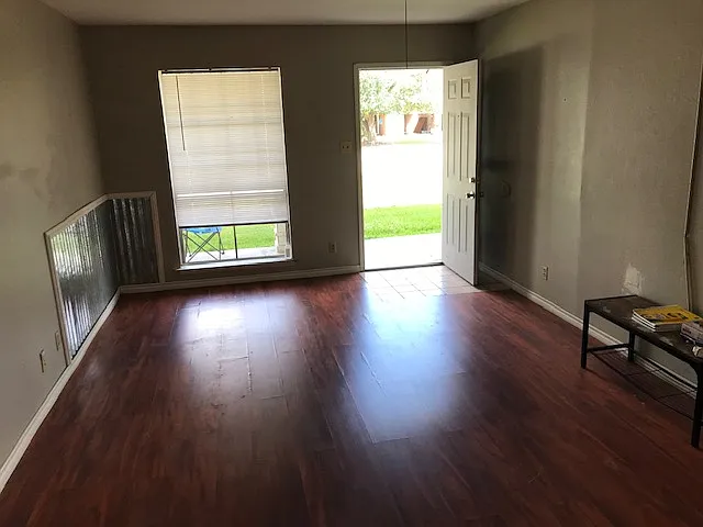 1 bed, 700 sqft, $750 — Photo 2