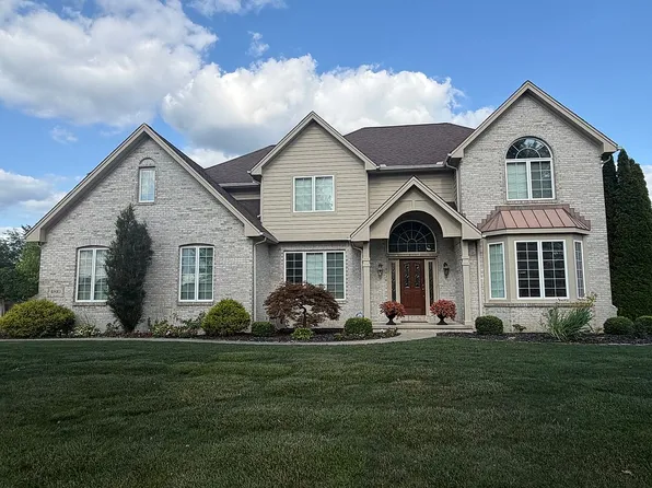 4810 Farm Creek Ln, Sylvania, OH 43560