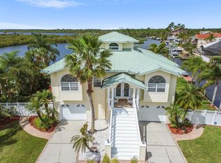 5749 Seabreeze Dr, Port Richey, FL 34668