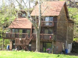 20 River Cliff Dr, Harpers Ferry, WV 25425