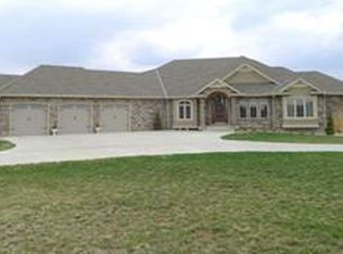 12622 NE 117th St, Kearney, MO 64060