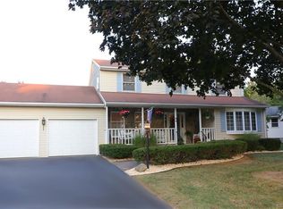 98 Kingston Dr, East Hartford, CT 06118