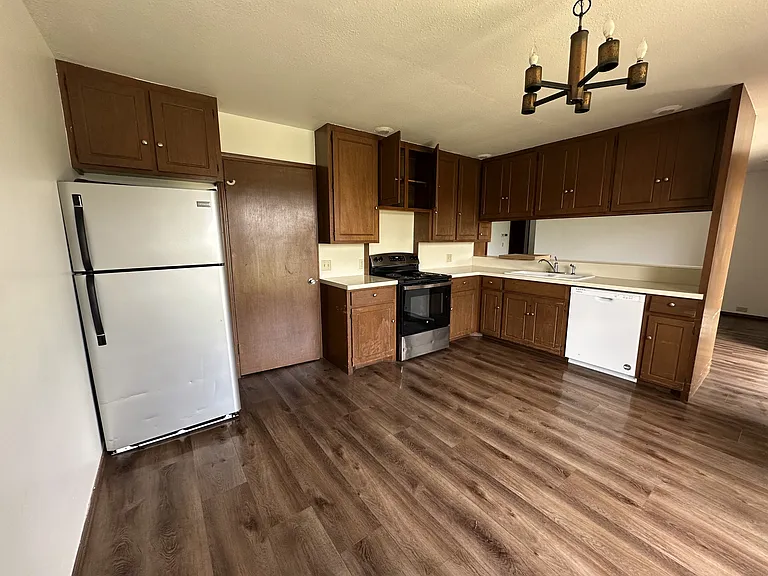 2318 Double Tree Ln — Photo 11