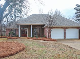 627 Sawpine Ln, Ridgeland, MS 39157