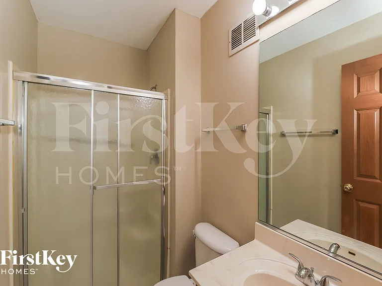 1662 Park Vista Ln — Photo 14