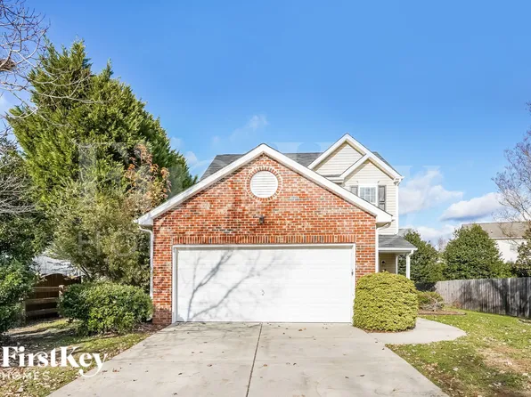 6825 Winners Dr, Whitsett, NC 27377