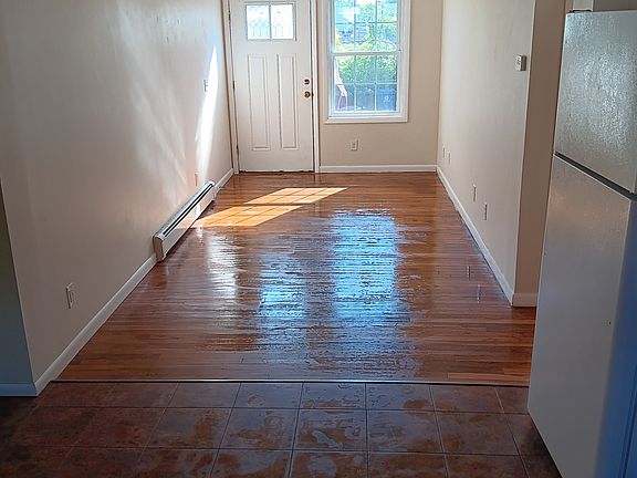 3rd image of 12 N Maple Ave #1