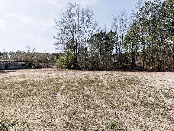 4th image of 204 Katie Drive