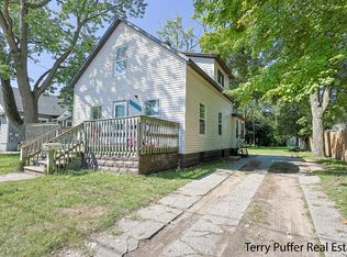 1683 Pine St, Muskegon, MI 49442