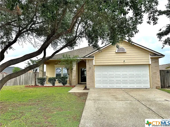 102 Sierra Ct, Victoria, TX 77904