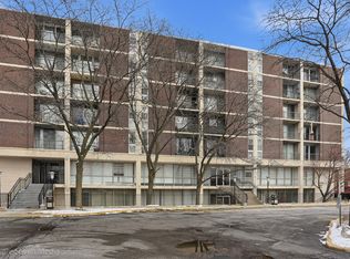 1043 S York Rd APT 402, Bensenville, IL 60106