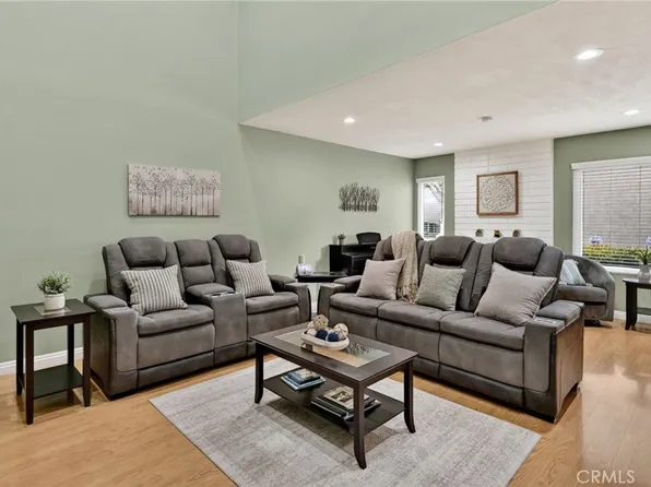 25 Cheyenne, Irvine, CA 92604