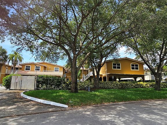 3rd image of 10663 NW 45th St #10663