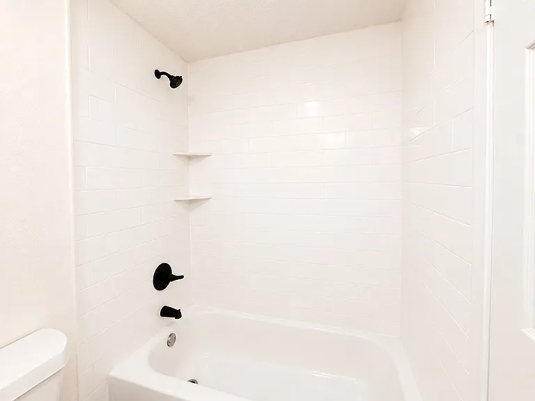 4107 Lark Ln — Photo 11