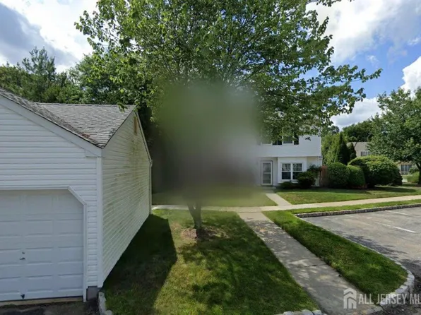 794 Darlington Dr, Old Bridge, NJ 08857