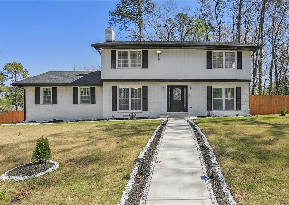 1st image of 531 Rockborough Dr