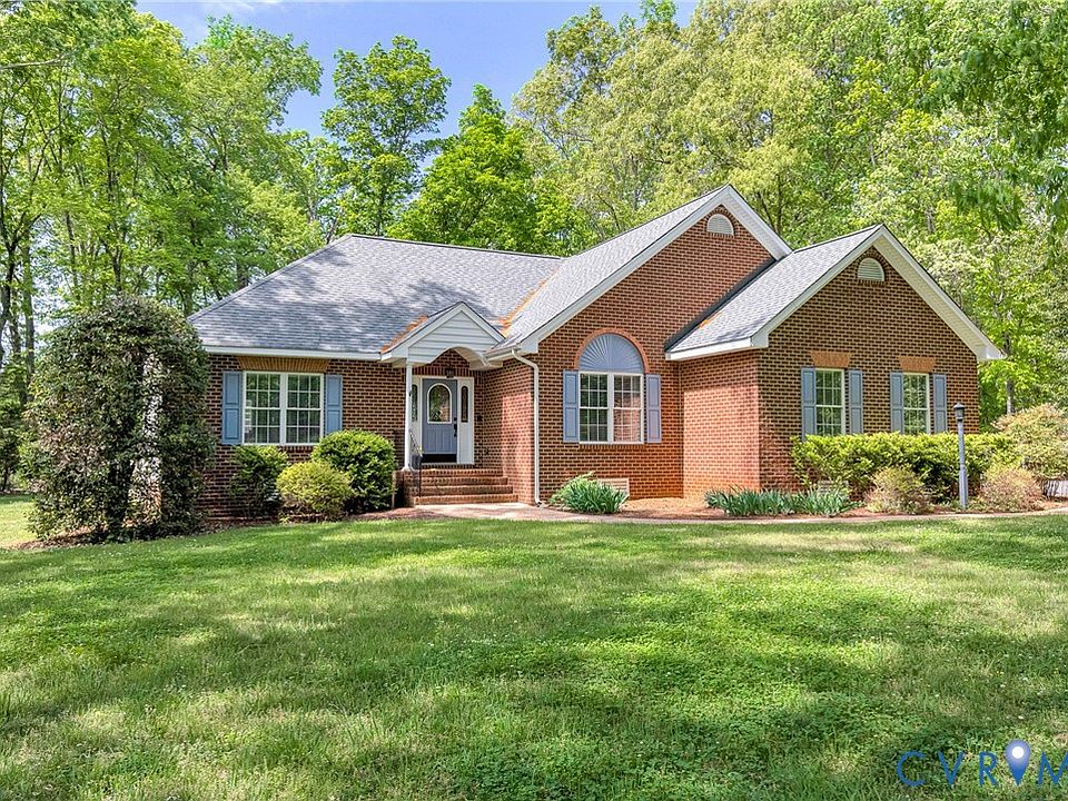 1st image of 3131 Shadow Creek Dr