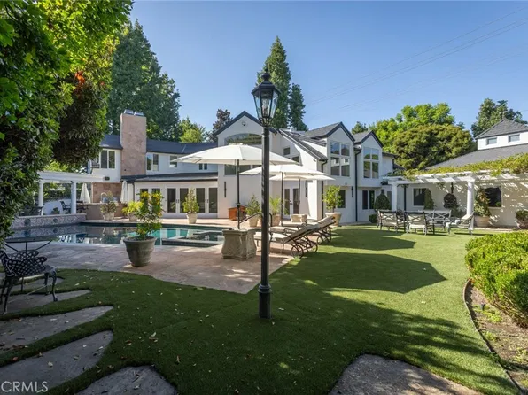 6512 Firmament Ave, Van Nuys, CA 91406