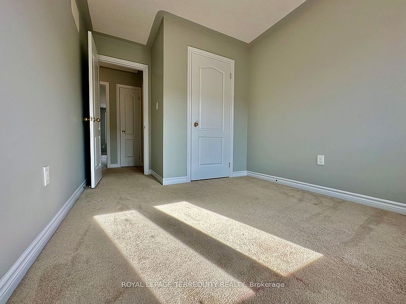 Brampton Townhouse for rent - 4 Bedrooms — photo 10