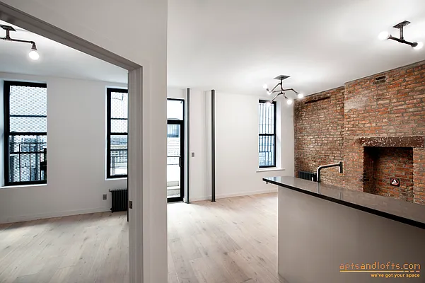 Rented by aptsandlofts.com | media 10