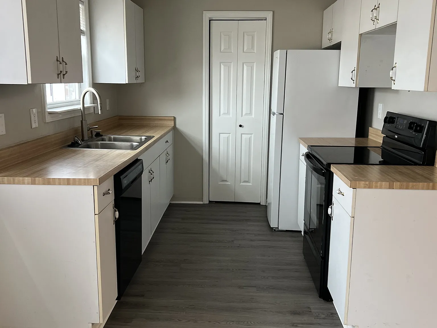 Riverbirch - 43 Prospect Street — Photo 3