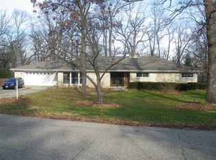 3723 Bee Ln, Beloit, WI 53511