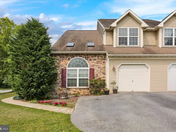 101 N Kemp Rd, Kutztown, PA 19530