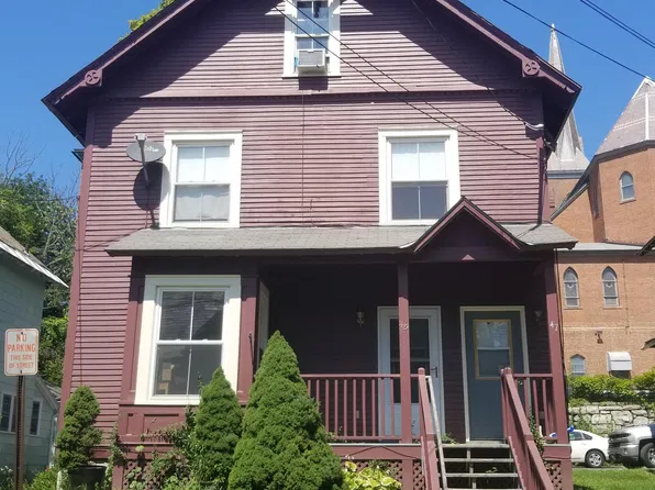 45 Arnold Pl #A, North Adams, MA 01247