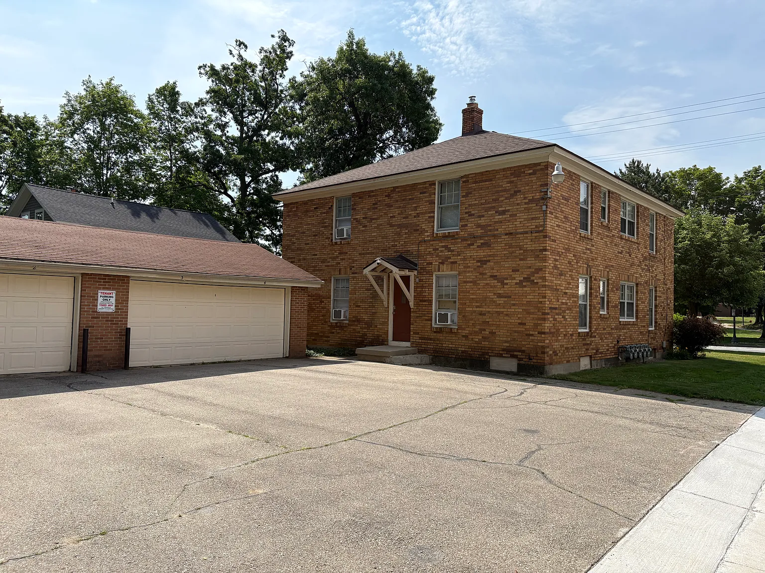 1 bed, 575 sqft, $1,249 — Photo 2