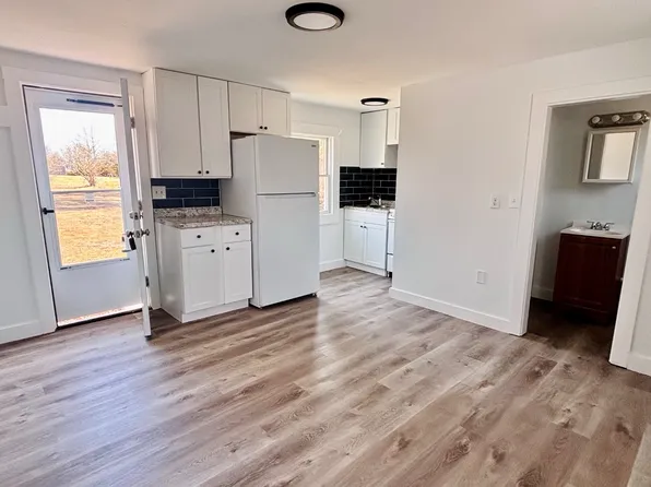 15 Center St #2, Dennis Pt, MA 02639