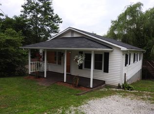 88 Columbia Ave, Marion, NC 28752