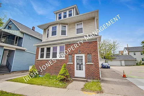 2518 Delaware Ave Photo 1