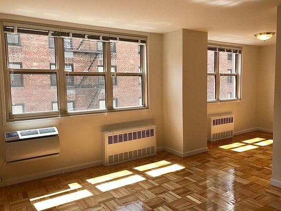 4th image of 222 E 19th St APT 3A