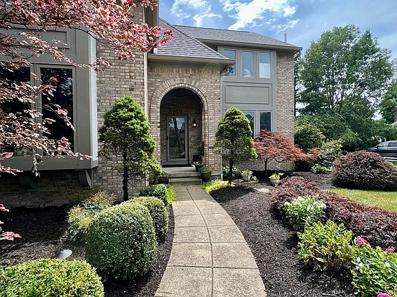 4th image of 7729 Laurelwood Dr