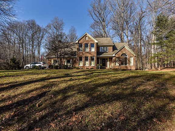 2nd image of 6737 Kirk Ln