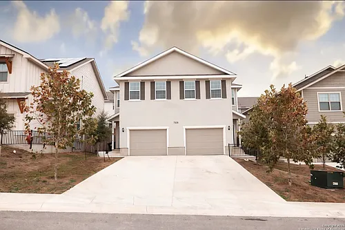 7508 Magnolia Vlg Photo 1