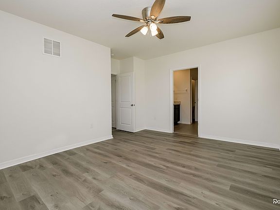 5th image of 4916 Willow Breeze Way