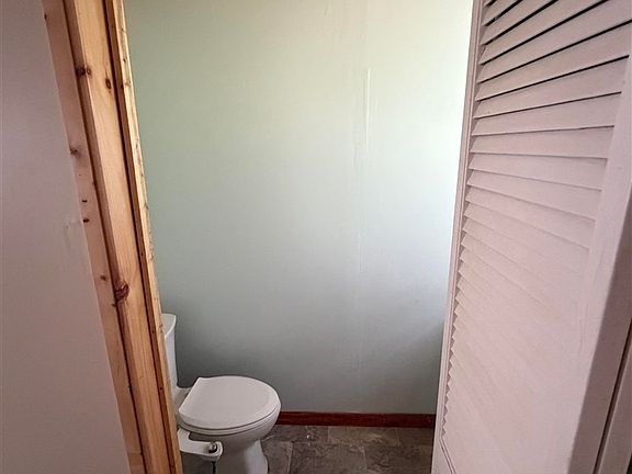 3rd image of 107 Gobel Southerland Rd
